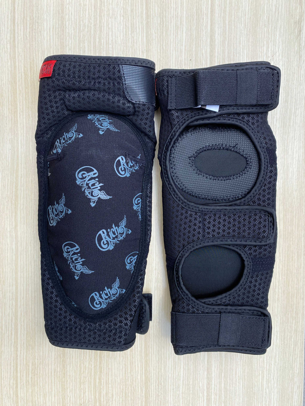 ソフトプロテクター（肘パッド＋膝パッド）